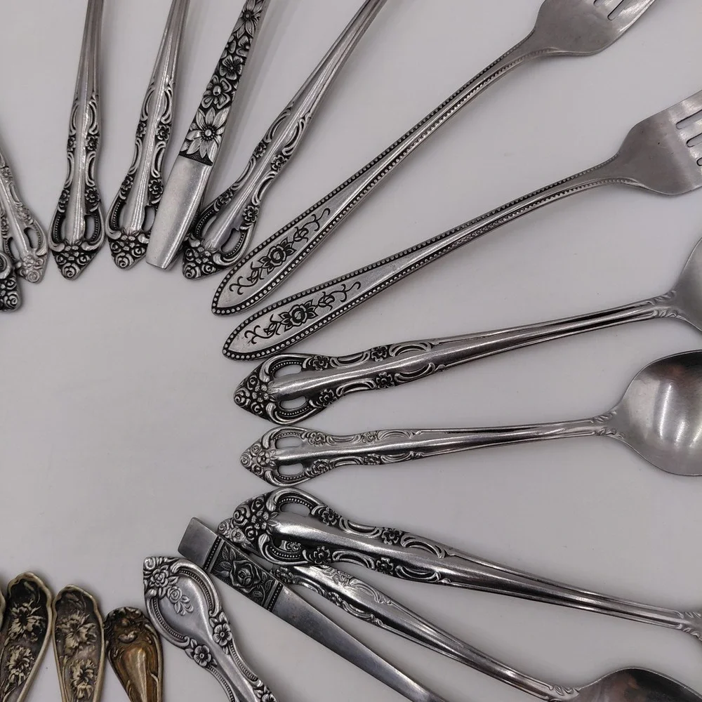 Vtg Flatware Mixed Lot 24 Ornate Fancy Patterns Silverware Jewelry Art Geometric
